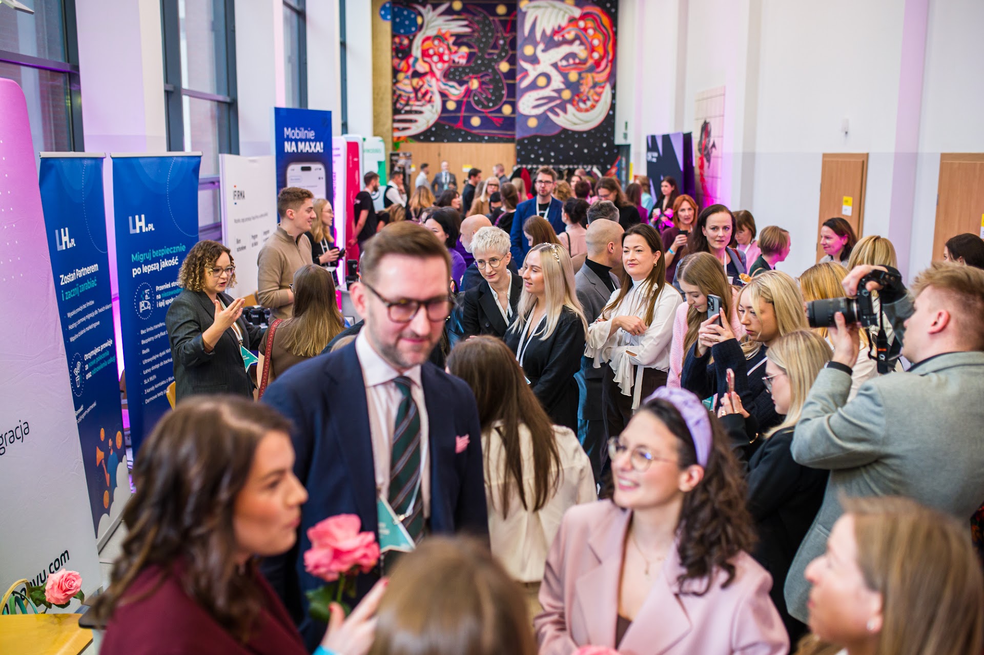 GALA KURSORY ROKU i KONFERENCJA GIRLBOSSKIE 2025 – Praktyczna wiedza, panele dyskusyjne i niezapomniane emocje